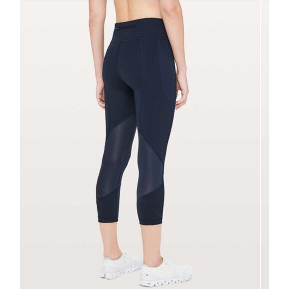 Lululemon Pace Rival Crop *Full-On Luxtreme 22"True Navy Size 4 - Picture 2 of 13